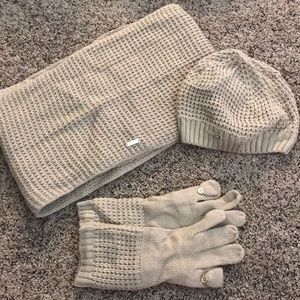 Scarf/ beanie, gloves